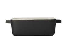 Load image into Gallery viewer, Maxwell & Williams Epicurious Square Baker 19x7.5cm Black Gift Boxed - ZOES Kitchen