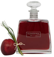 Load image into Gallery viewer, Flower Box Hallmark Diffuser 700ml - Blood Plum &amp; Leather