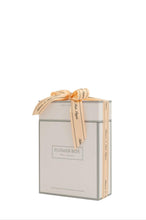 Load image into Gallery viewer, Flower Box Hallmark Diffuser 700ml - Tuberose &amp; Pink Pepper - Limited Edition