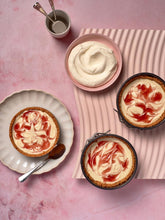 Load image into Gallery viewer, Bakers Secret Ultimate Non-Stick Springform Round Cake Pan 11.7cm