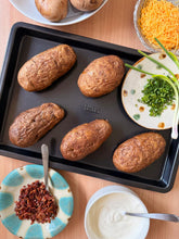 Load image into Gallery viewer, Bakers Secret Ultimate Non-Stick Brownie Pan 32x18cm