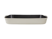 Load image into Gallery viewer, Maxwell &amp; Williams Cast Lite Non-Stick Roaster - 38x28.4x5.5cm Ecru Gift Boxed