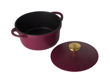 Load image into Gallery viewer, Maxwell &amp; Williams Cast Lite Non-Stick Casserole - 20cm/2.4L Gift Boxed - Cherry