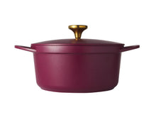 Load image into Gallery viewer, Maxwell &amp; Williams Cast Lite Non-Stick Casserole - 24cm/4.2L Gift Boxed - Cherry