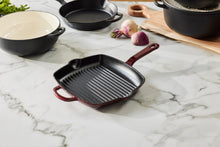 Load image into Gallery viewer, Maxwell &amp; Williams Cast Iron Grill pan Merlot 26cm - Gift Boxed