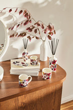 Load image into Gallery viewer, Love Anna Prudence De Marchi - Magnolia Candle &amp; Mug Giftset 180g &amp; 350ML - Gift Boxed