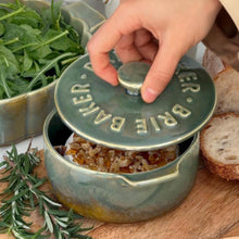 Load image into Gallery viewer, Coast to Coast Loire Cer Brie Baker 13.5x16x7.5cm - Olive (With Spatula)