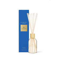 Load image into Gallery viewer, Glasshouse Fragrance - 250ml Diffuser - Diving Into Cyprus
