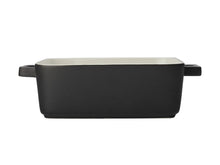 Load image into Gallery viewer, Maxwell &amp; Williams Epicurious Square Baker 19x7.5cm Black Gift Boxed - ZOES Kitchen