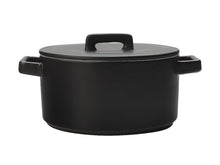 Load image into Gallery viewer, Maxwell &amp; Williams Epicurious Round Casserole 2.6l Black Gift Boxed - ZOES Kitchen