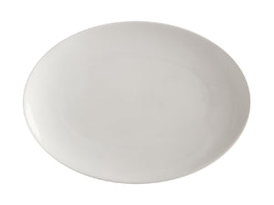 Maxwell & Williams White Basics Oval Plate 30x22cm - ZOES Kitchen