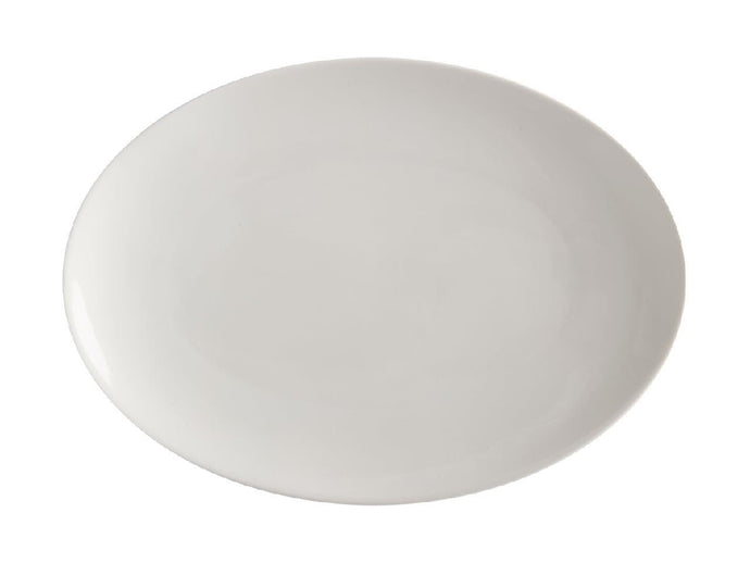 Maxwell & Williams White Basics Oval Plate 30x22cm - ZOES Kitchen